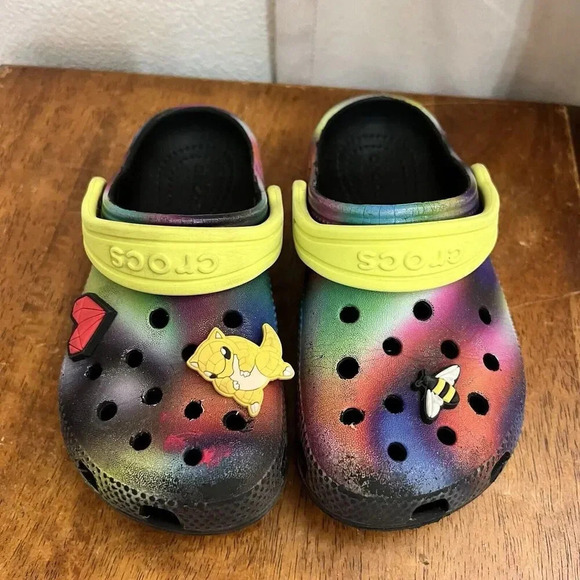 Crocs Classic Clogs Primary Rainbow Tie Dye Kids Clogs Size Childrens 7 Pokémon - Picture 10 of 10